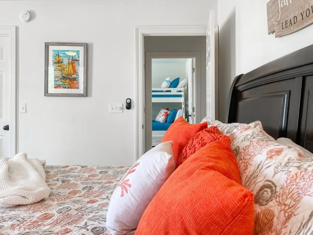 Seas The Moment Pool & Hot Tub Golf Cart Deals Destin 0*,  Estados Unidos da América